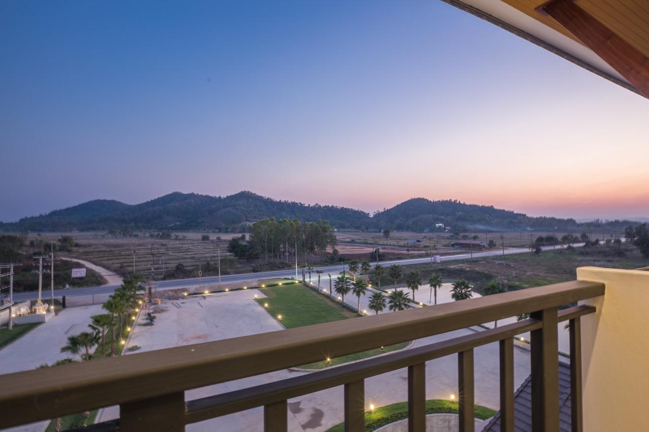 Sann View Hotel Thoeng Dış mekan fotoğraf